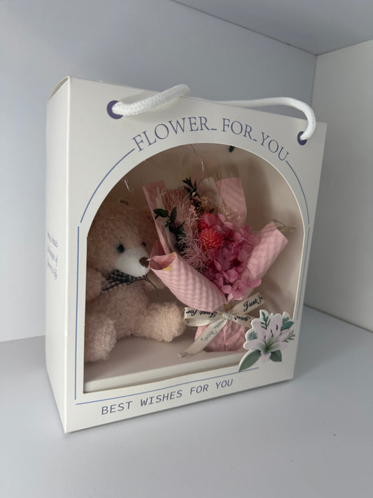 Cutie Cadou cu Ursuleț și Flori Decorative